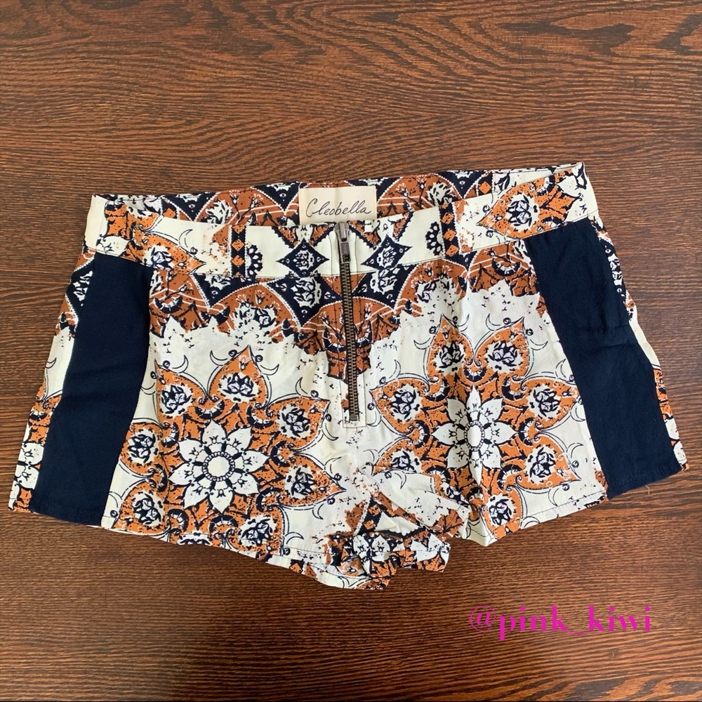 Cleobella Kuta Printed Shorts - Picture 2 of 9